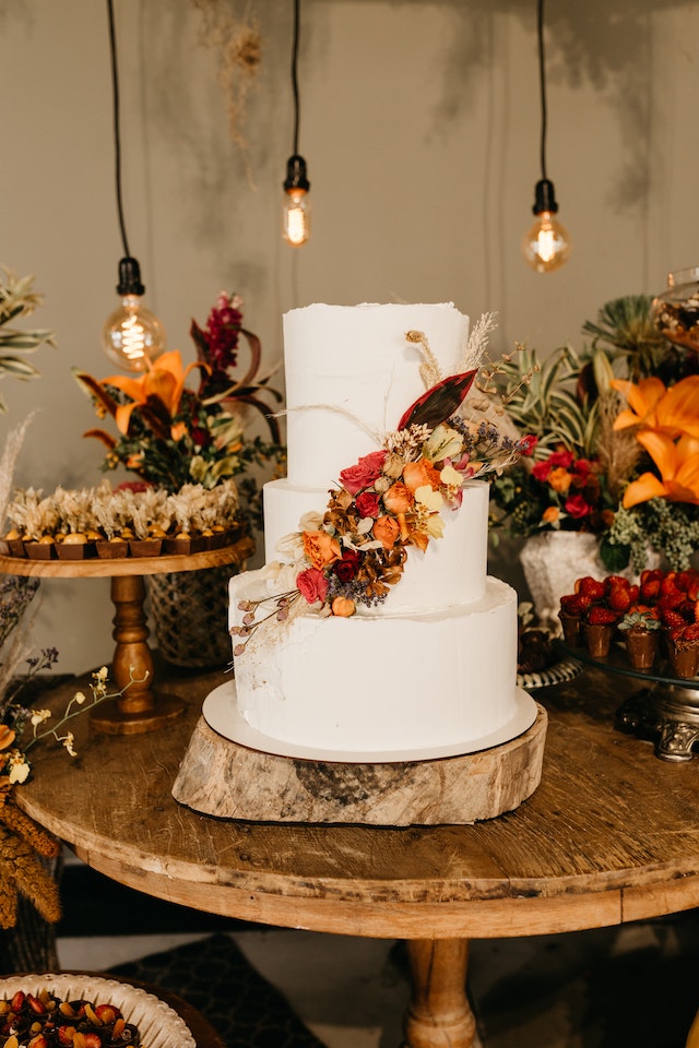 Pasteles de boda con flores